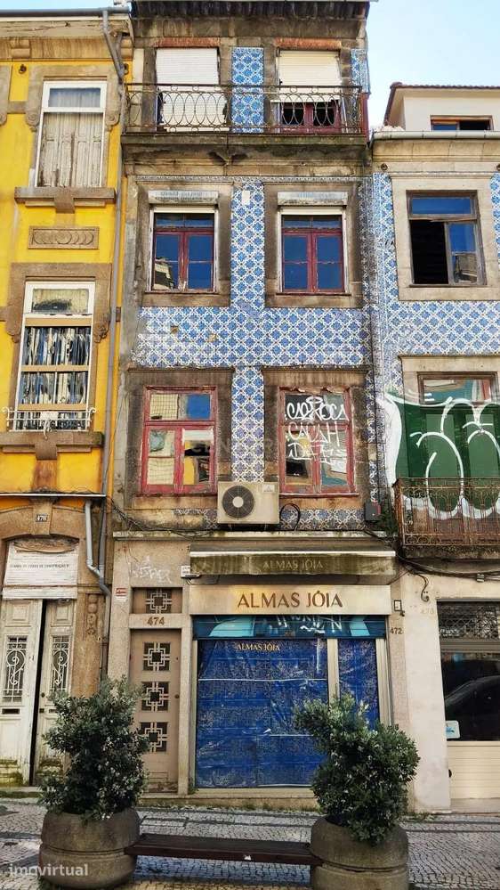 Edifício para Recuperação no Coração do Porto - Grande imagem: 4/6