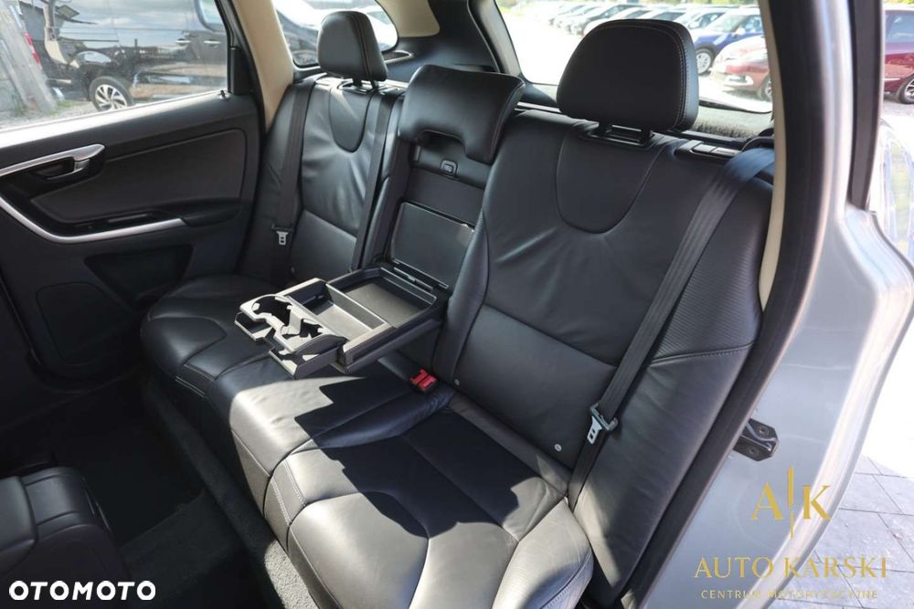 Volvo XC 60 - 34