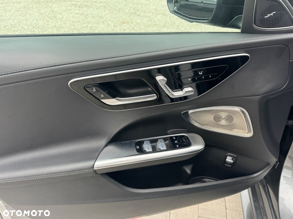 Mercedes-Benz Klasa C 220 d mHEV 4-Matic AMG - 15
