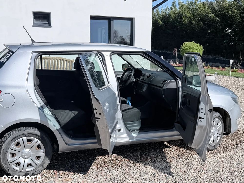 Skoda Fabia 1.2 TSI Ambiente - 11