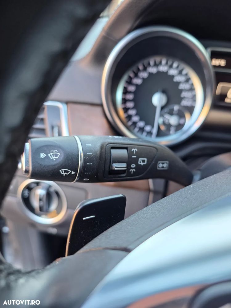 Mercedes-Benz ML 350 BlueTEC 4MATIC 7G-TRONIC - 18