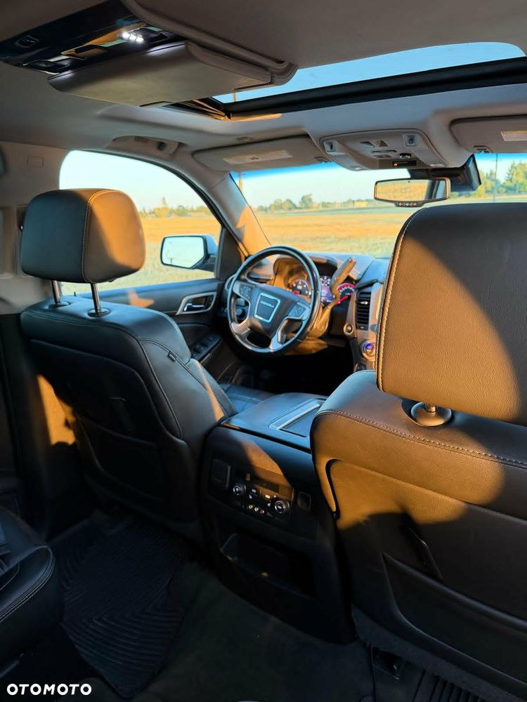 GMC Yukon Denali 6.2 XL - 15
