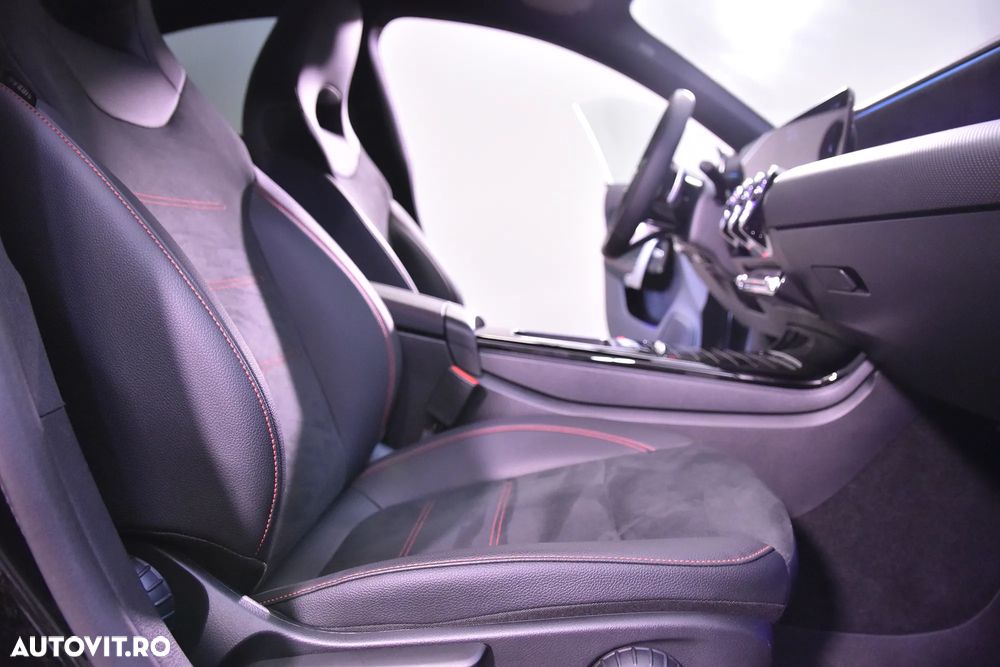 Mercedes-Benz CLA 250 4Matic 7G-DCT AMG Line - 11