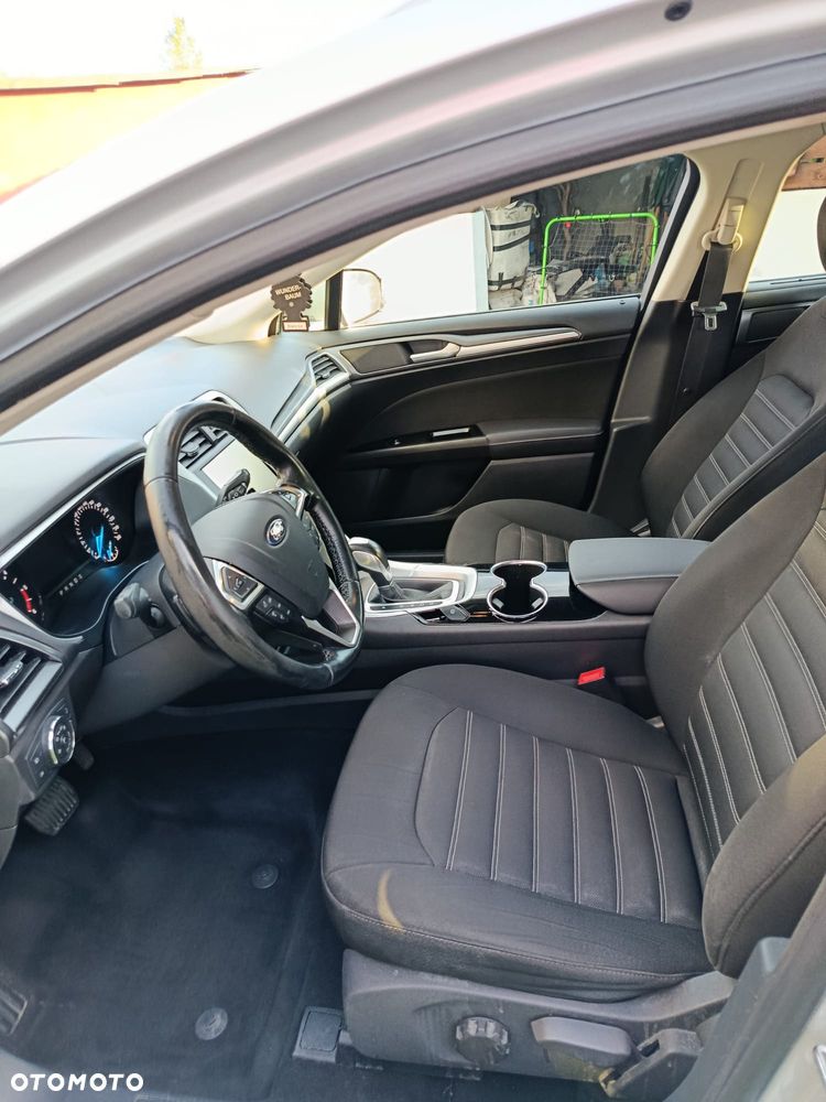 Ford Mondeo - 7