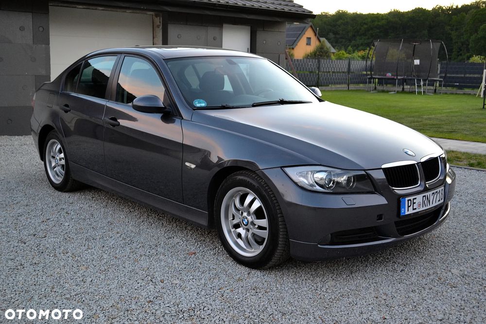 BMW Seria 3 320d DPF - 1