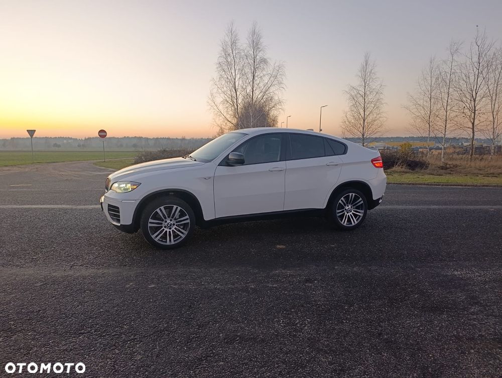 BMW X6M - 12