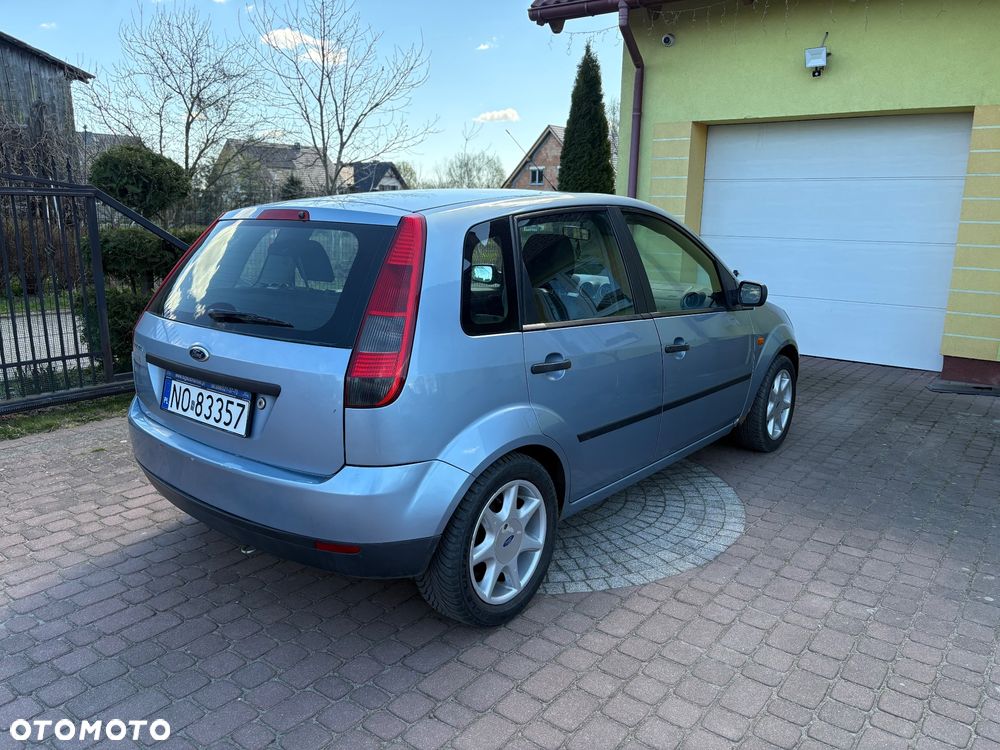 Ford Fiesta - 7