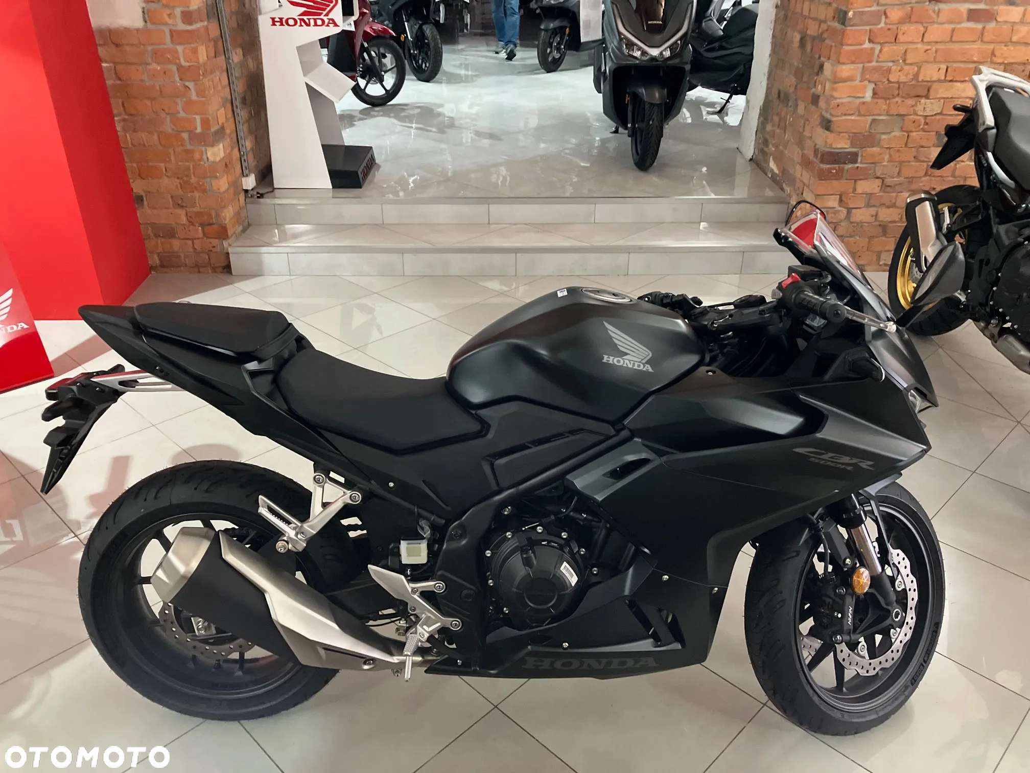 Honda CBR - 3