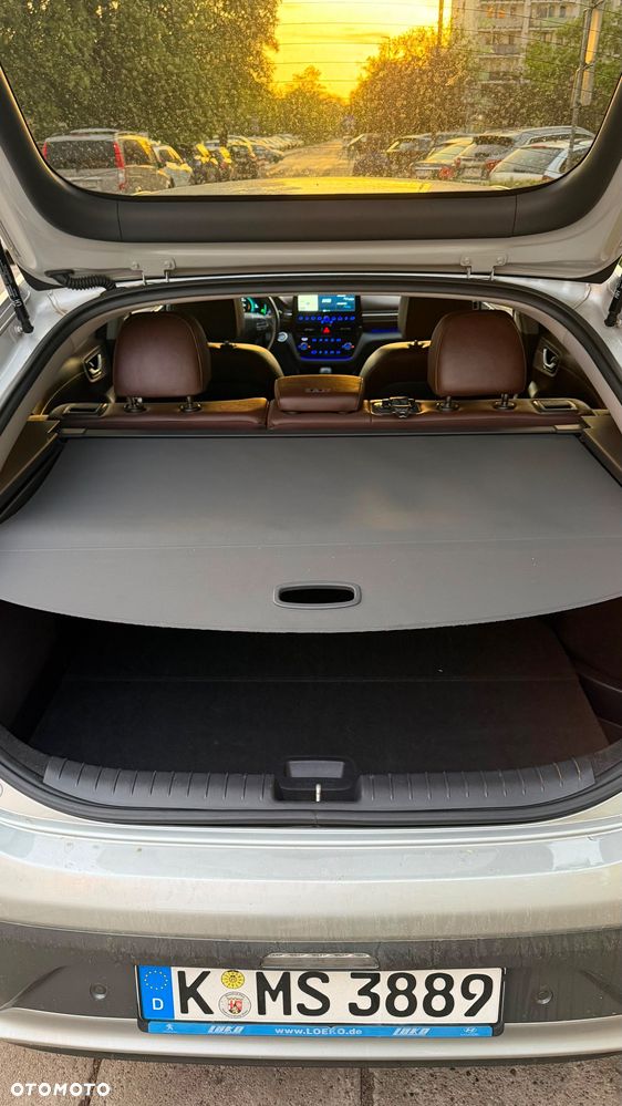 Hyundai IONIQ Hybrid Platinum - 10