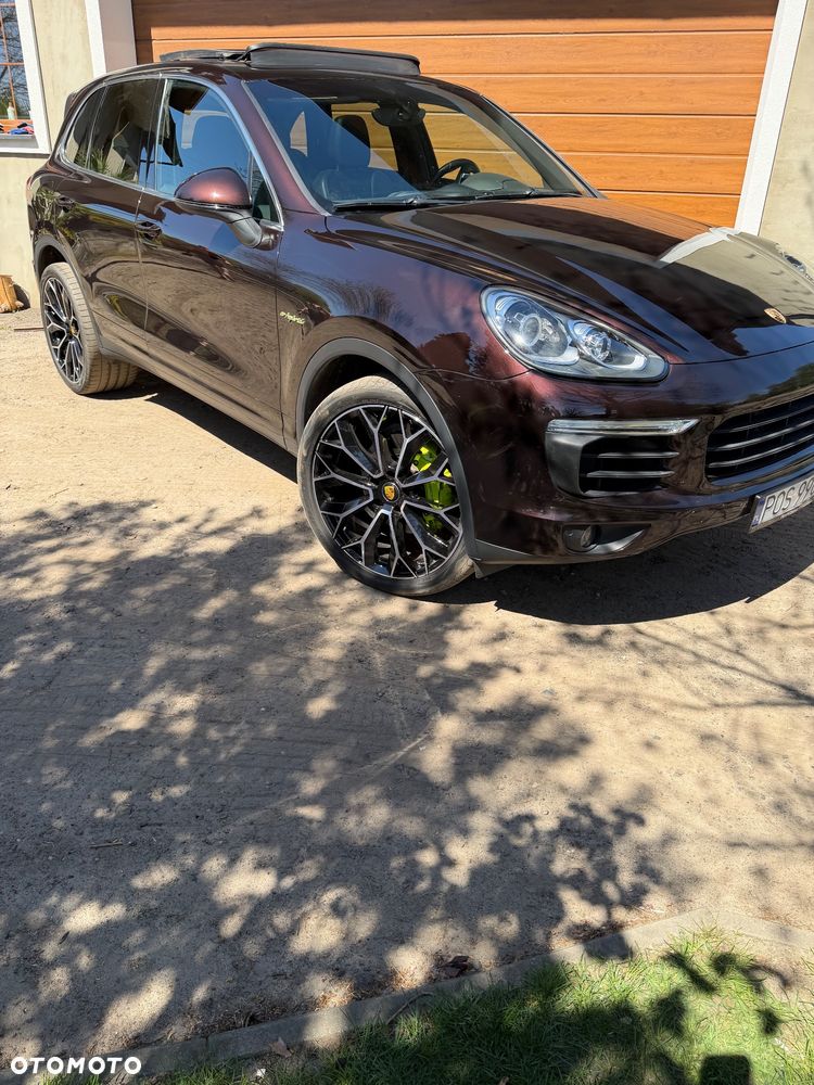 Porsche Cayenne S Hybrid - 15