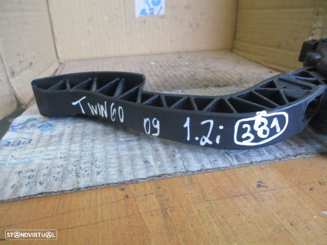 Pedal 8200426241 RENAULT TWINGO 2009 1.2I - 2