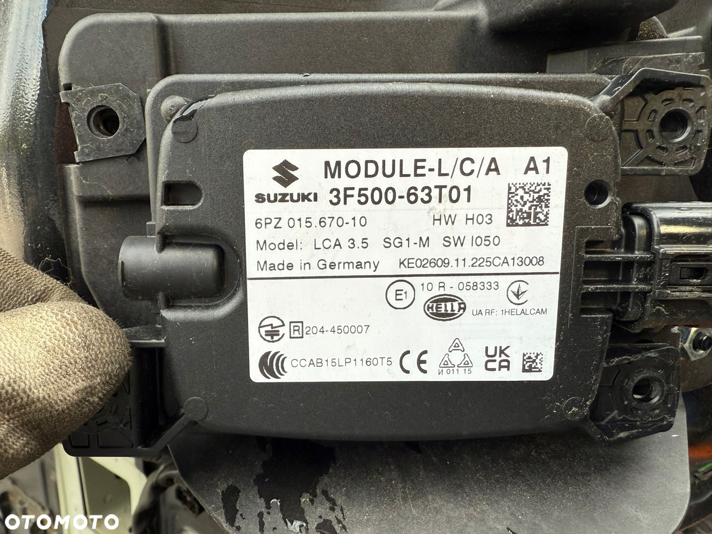 SUZUKI S-CROSS RADAR CZUJNIK MARTWEGO POLA 3F500-63T01  MOCOWANIE KOSTKA - 3
