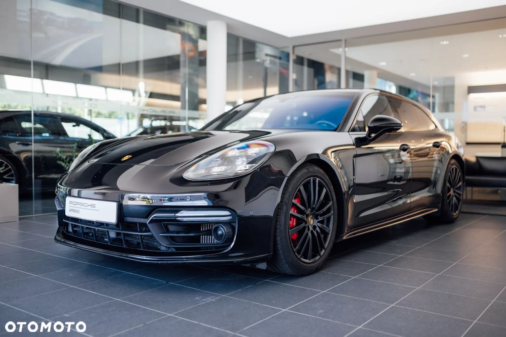 Porsche Panamera GTS GPF - 4