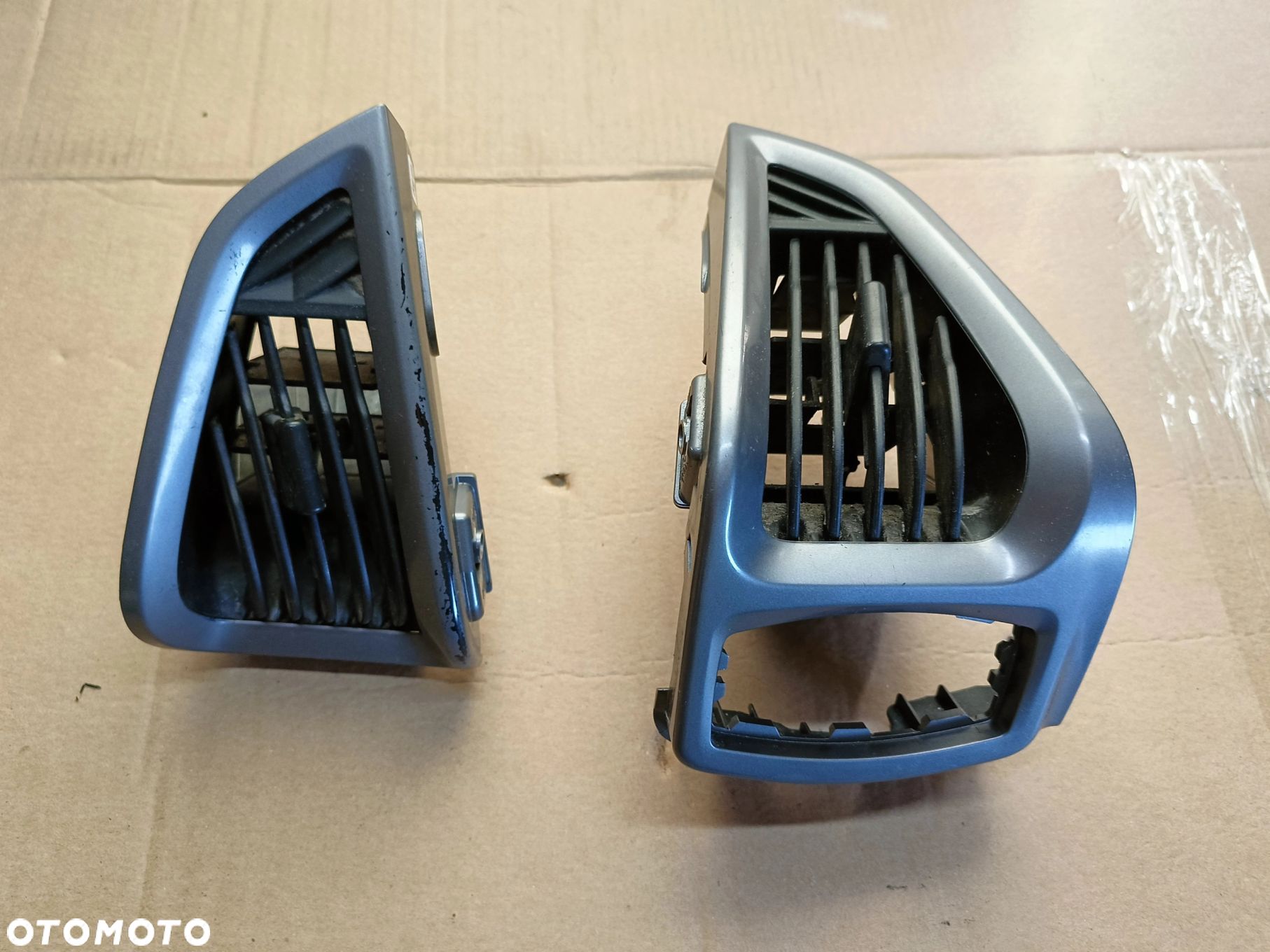 Transit Custom kratka nawiewu lewa prawa EU Ford - 1