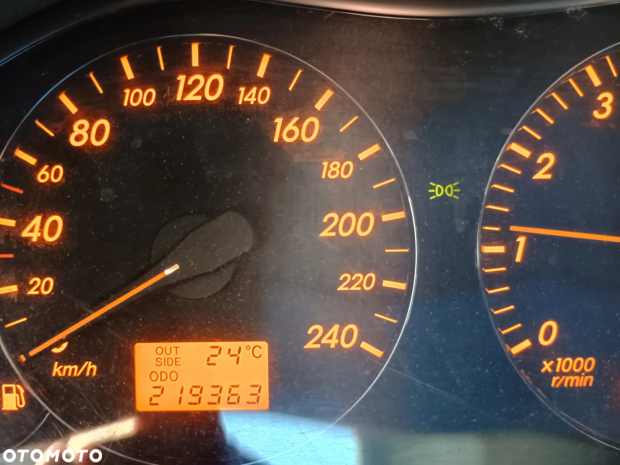 Toyota Avensis 1.8 VVT-i Sol - 13