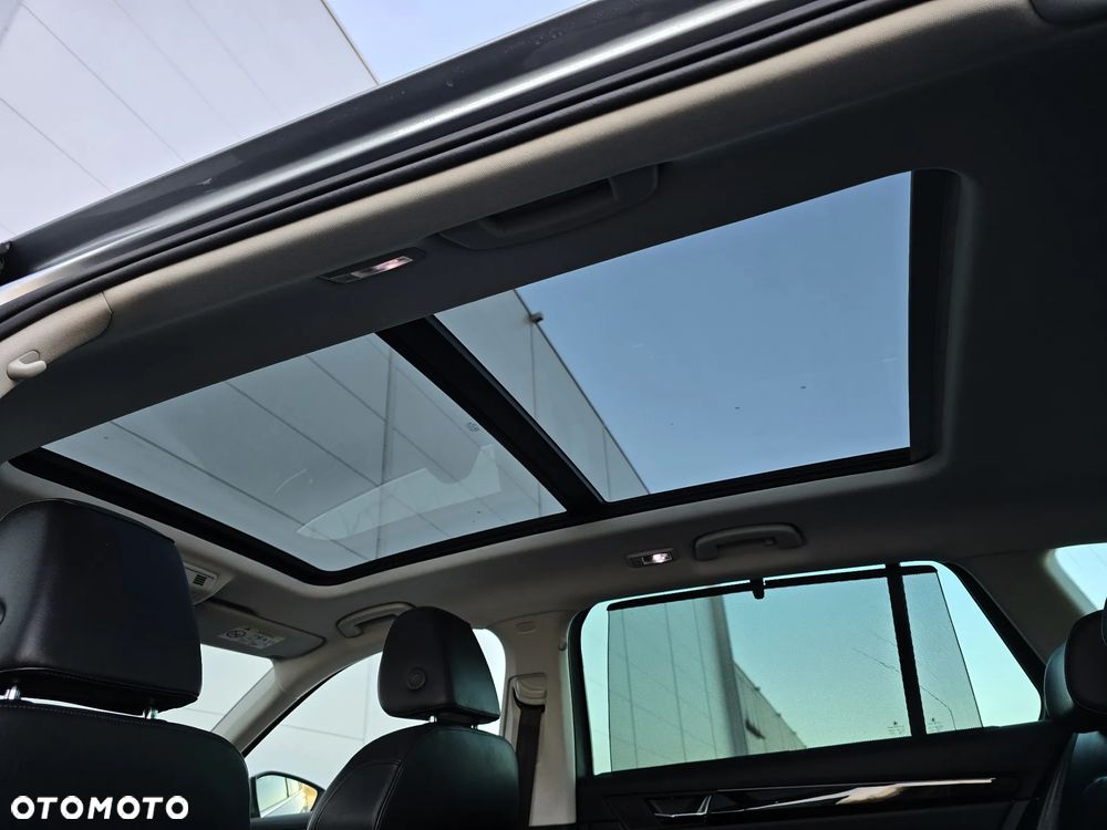 Skoda Superb 2.0 TDI L&K DSG - 20