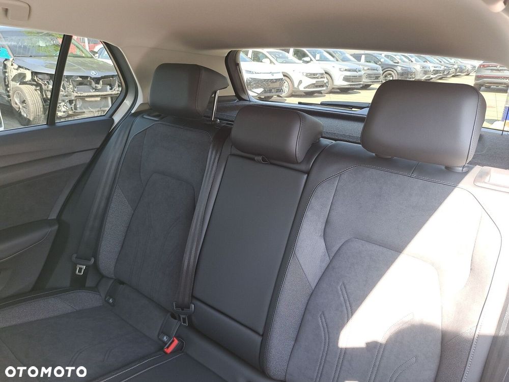 Volkswagen Golf - 14