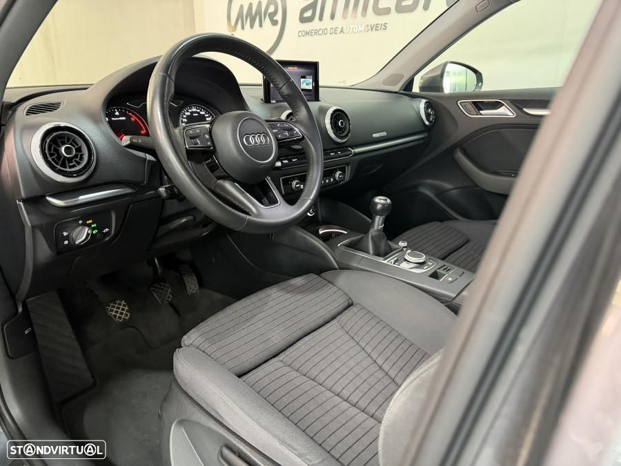 Audi A3 Sportback 30 TDI S-line - 10