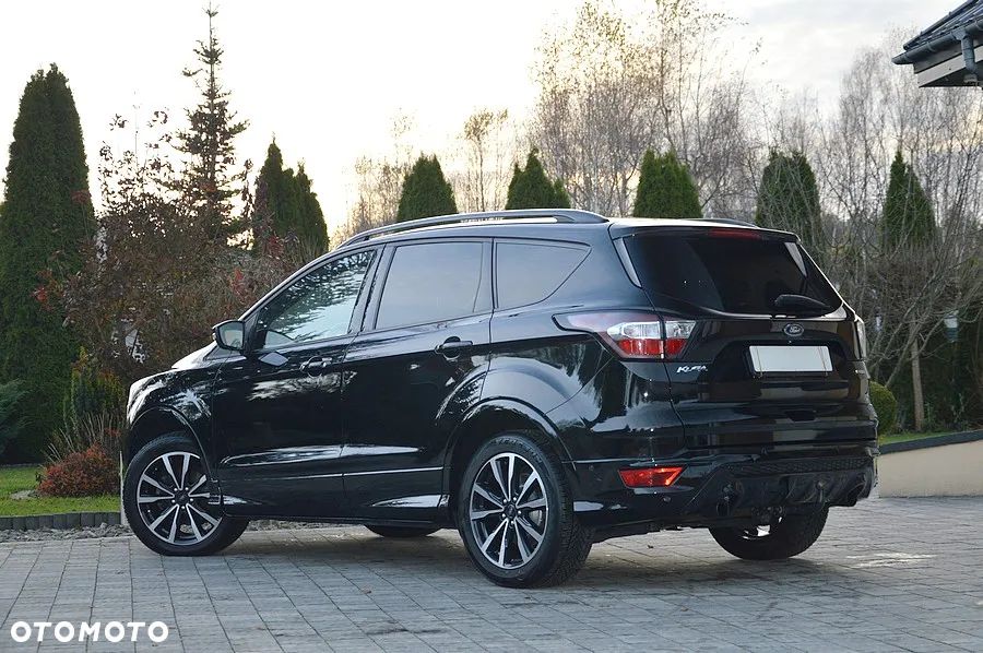 Ford Kuga 1.5 EcoBoost 2x4 ST-Line - 12