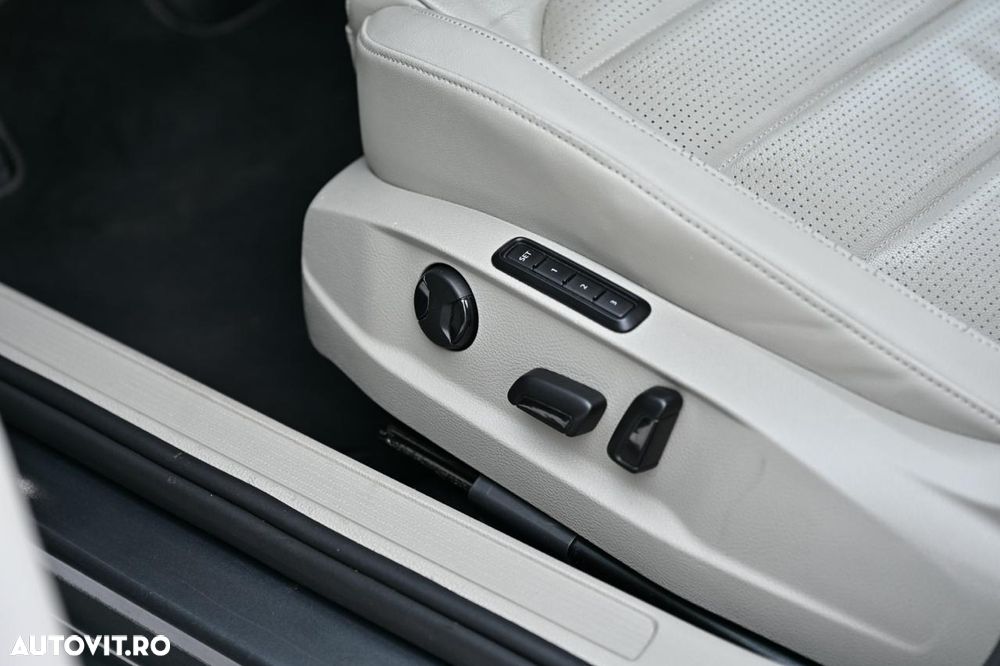 Volkswagen Golf 2.0 TDI DSG Highline - 6