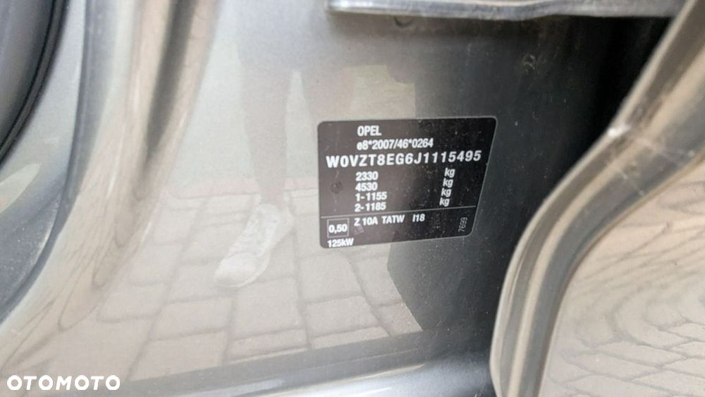 Opel Insignia - 12