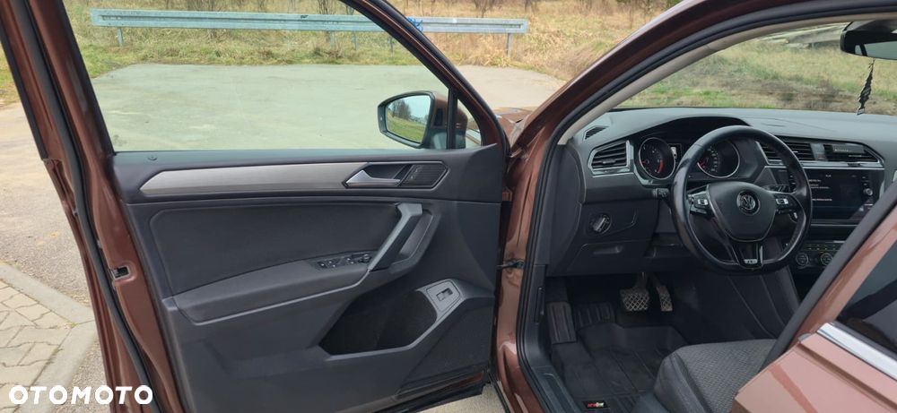 Volkswagen Tiguan - 16