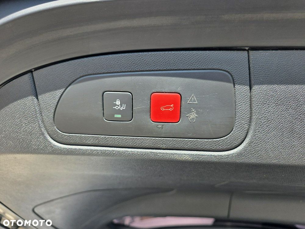 DS Automobiles DS 7 Crossback - 16