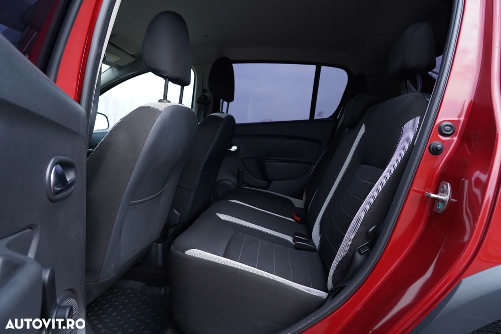 Dacia Sandero Stepway - 13