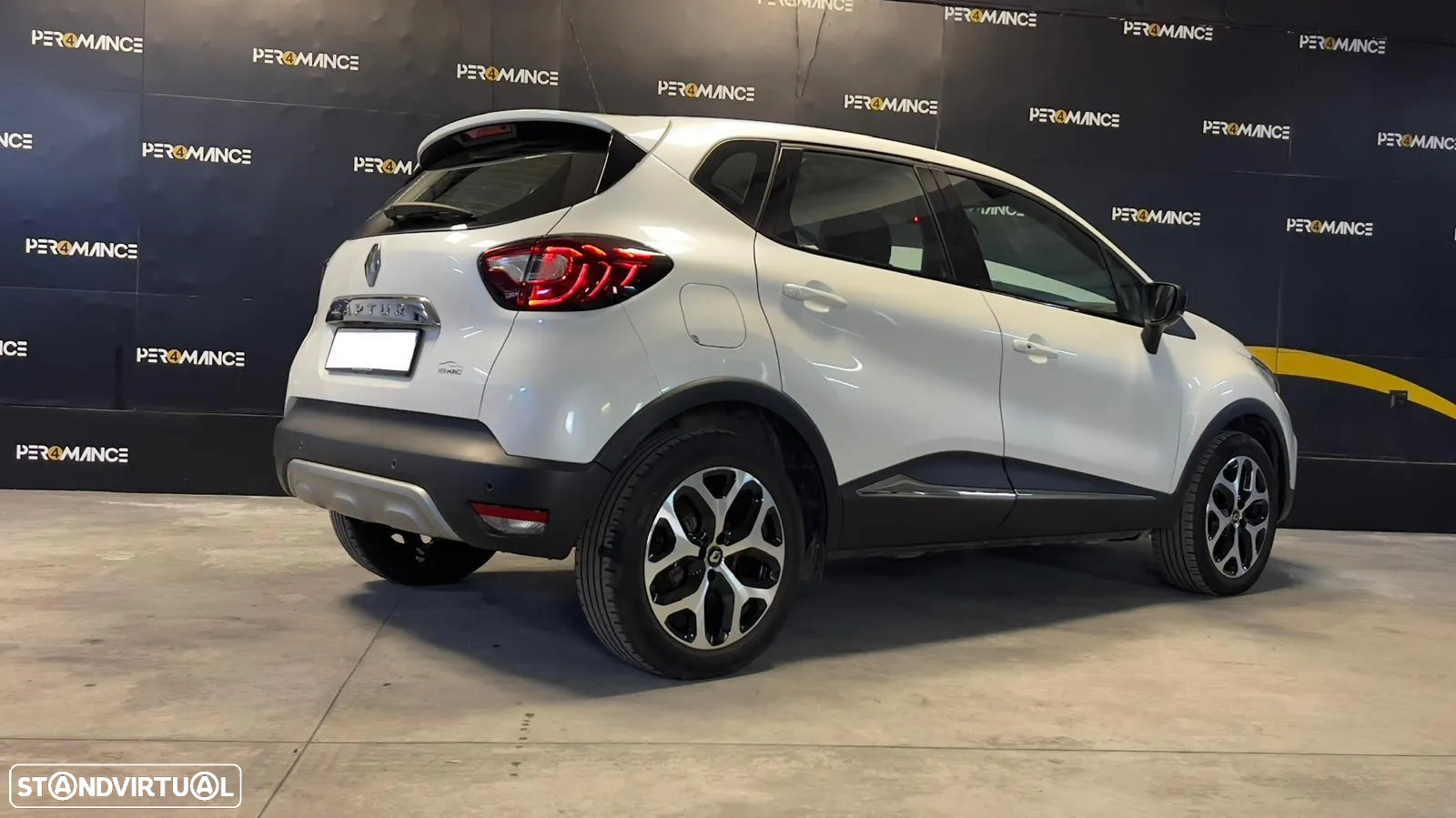 Renault Captur (ENERGY) TCe 90 INTENS - 17