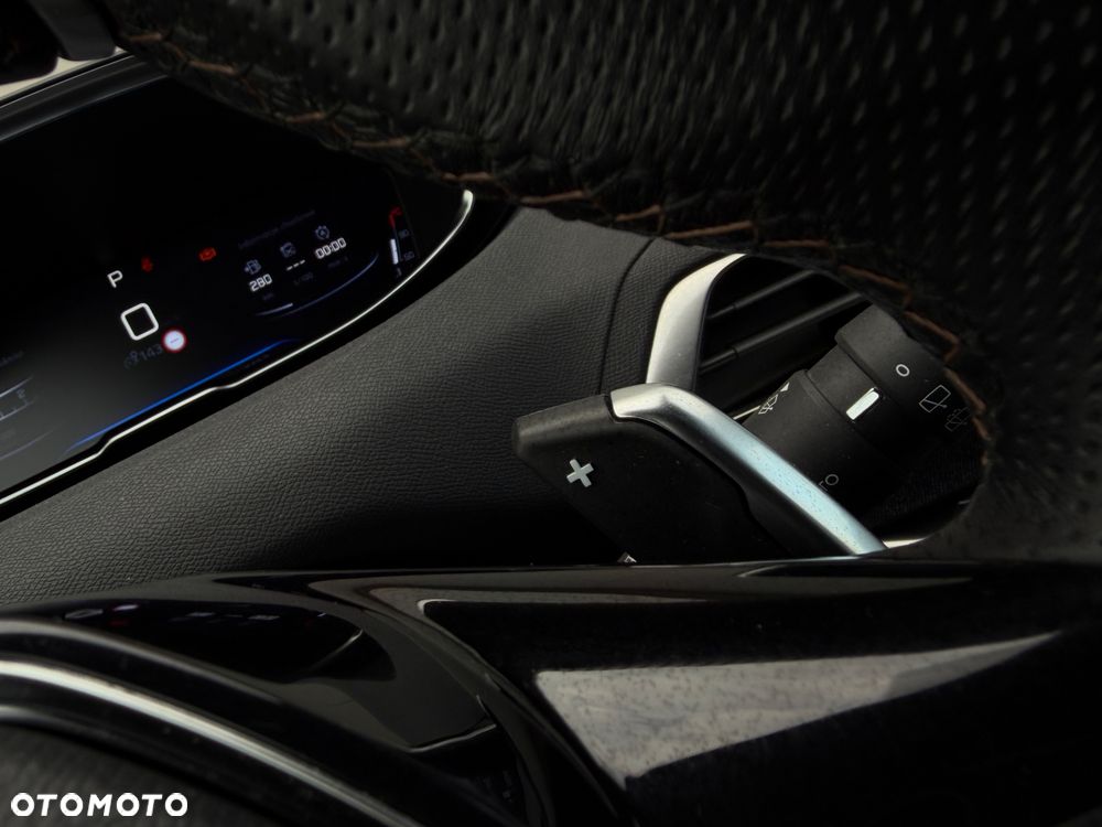 Peugeot 5008 1.6 PureTech GT Line S&S EAT8 - 22