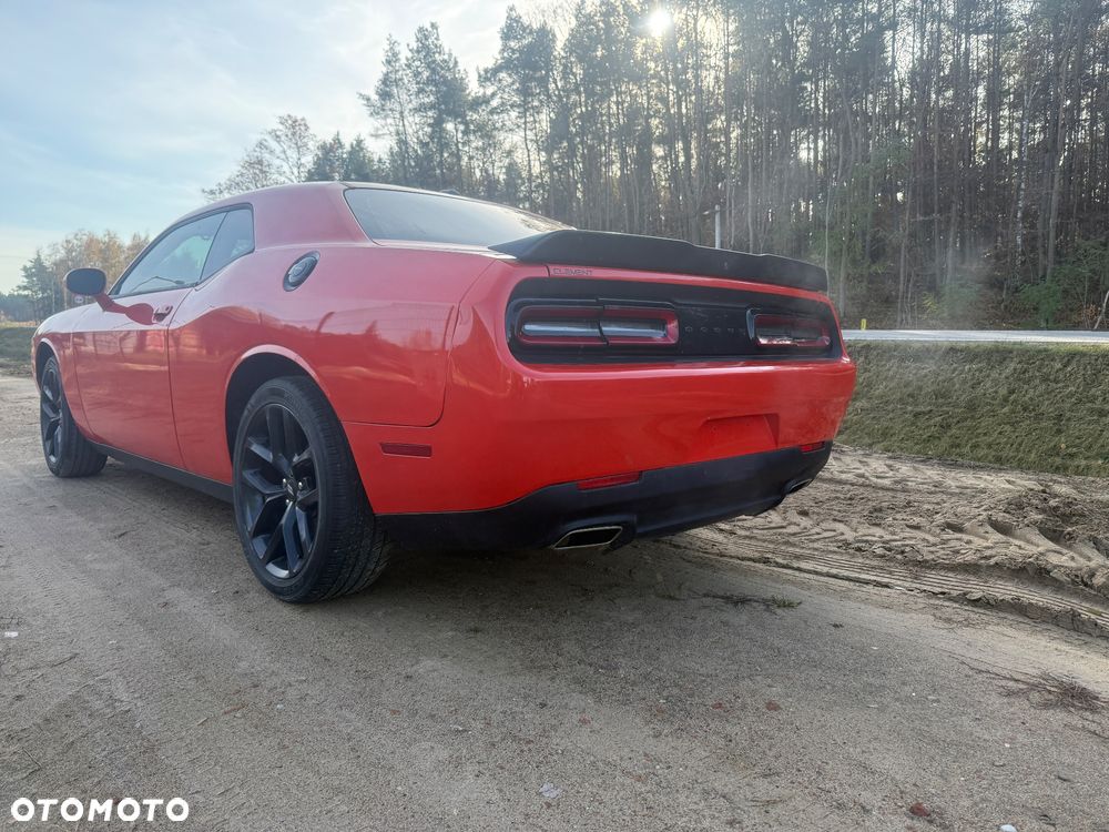 Dodge Challenger ver-automatik-sxt-plus - 16