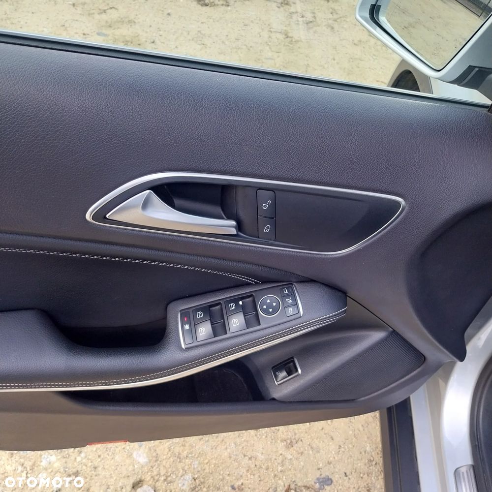 Mercedes-Benz GLA 200 (CDI) d - 23