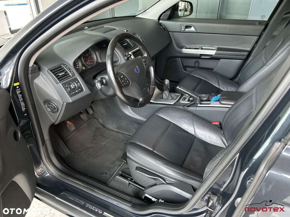 Volvo V50 1.6D Momentum - 7