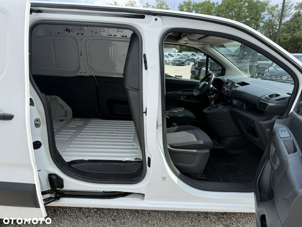 Toyota Proace City - 19