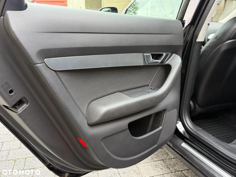 Audi A6 Avant 3.0 TDI DPF quattro tiptronic - 12