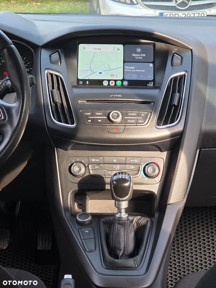 Ford Focus - 12