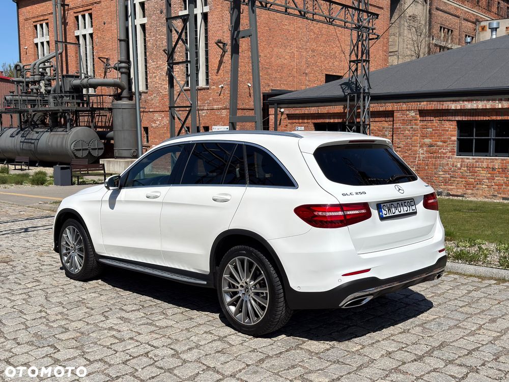 Mercedes-Benz GLC 250 4-Matic - 10