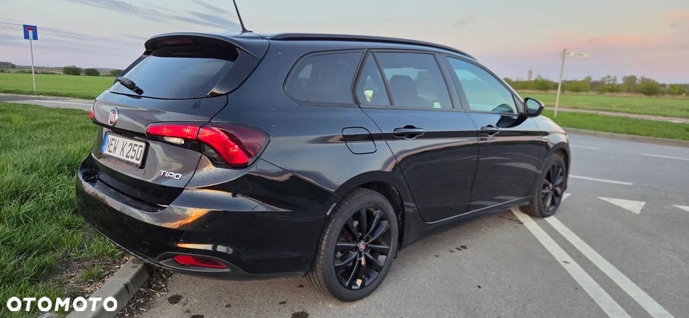 Fiat Tipo 1.4 T-Jet 16v S-Design - 3