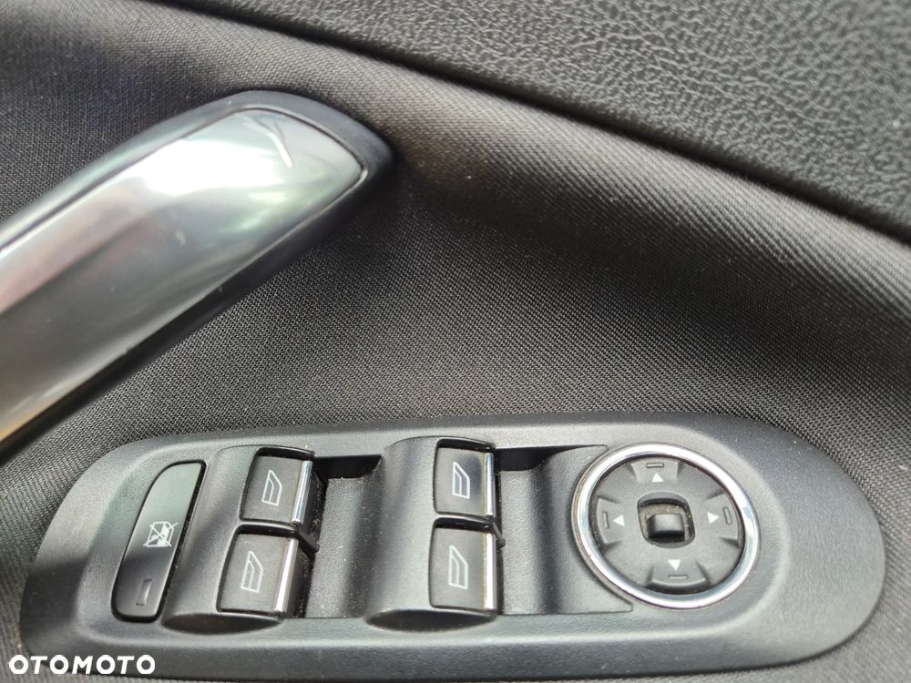 Ford Mondeo 1.6 Ambiente - 10