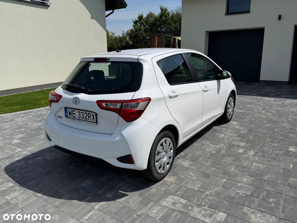 Toyota Yaris 1.5 Active - 12