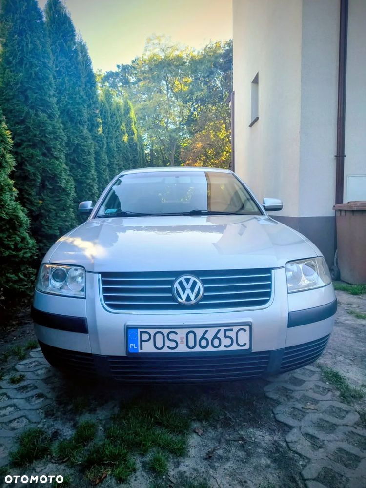 Volkswagen Passat 1.6 Basis - 6