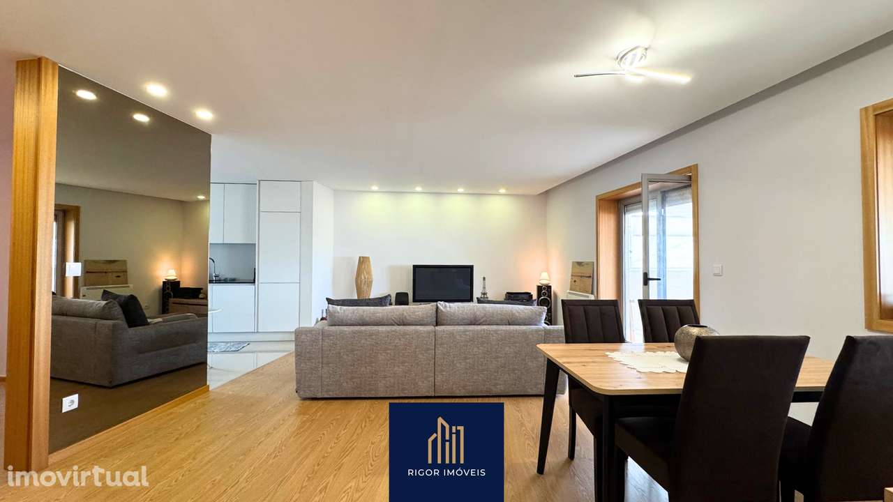 Apartamento T3 - Renovado | Póvoa de Varzim - Centro | Exclusivo - Grande imagem: 3/33