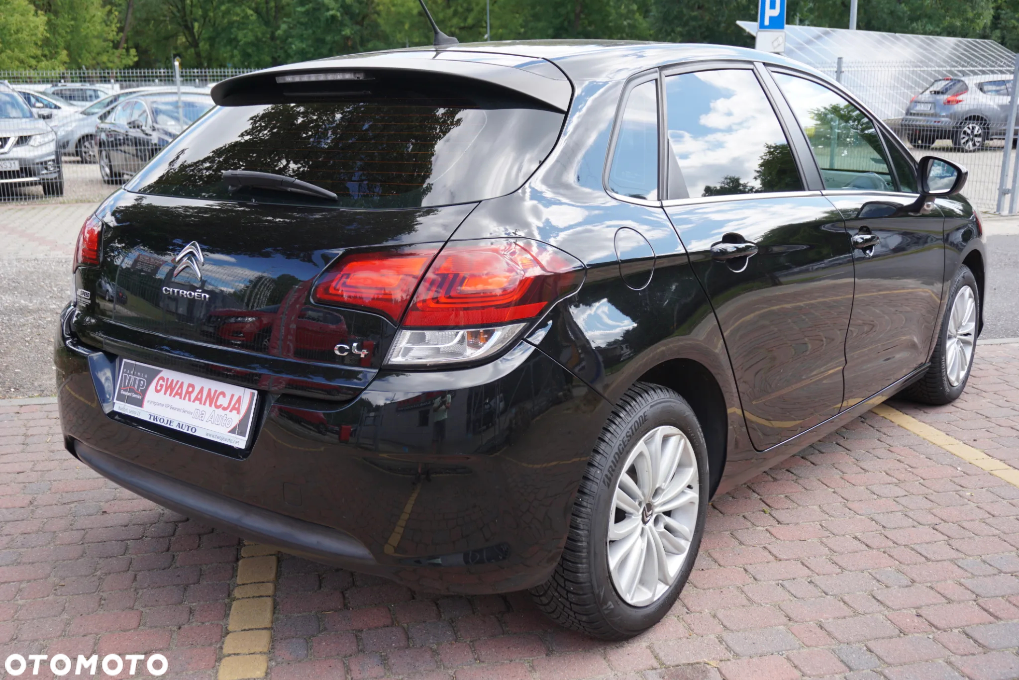 Citroën C4 1.2 e-THP Selection - 3