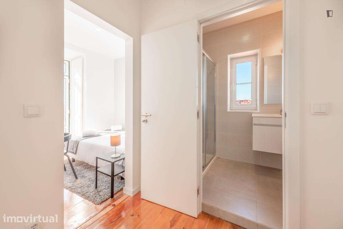 Quarto - localizado em Mouraria Lisbon - Grande imagem: 3/19