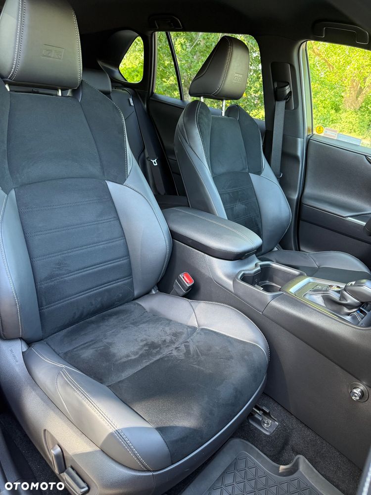 Toyota RAV4 - 12