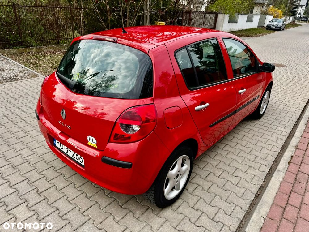 Renault Clio - 3