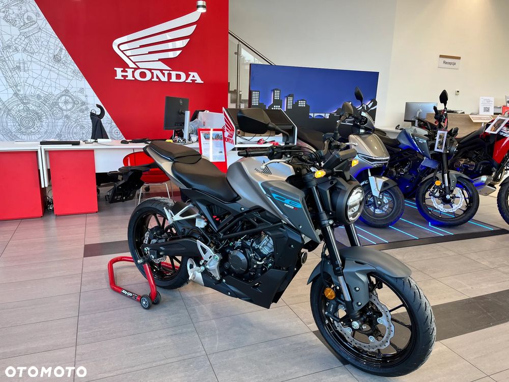 Honda CB - 11
