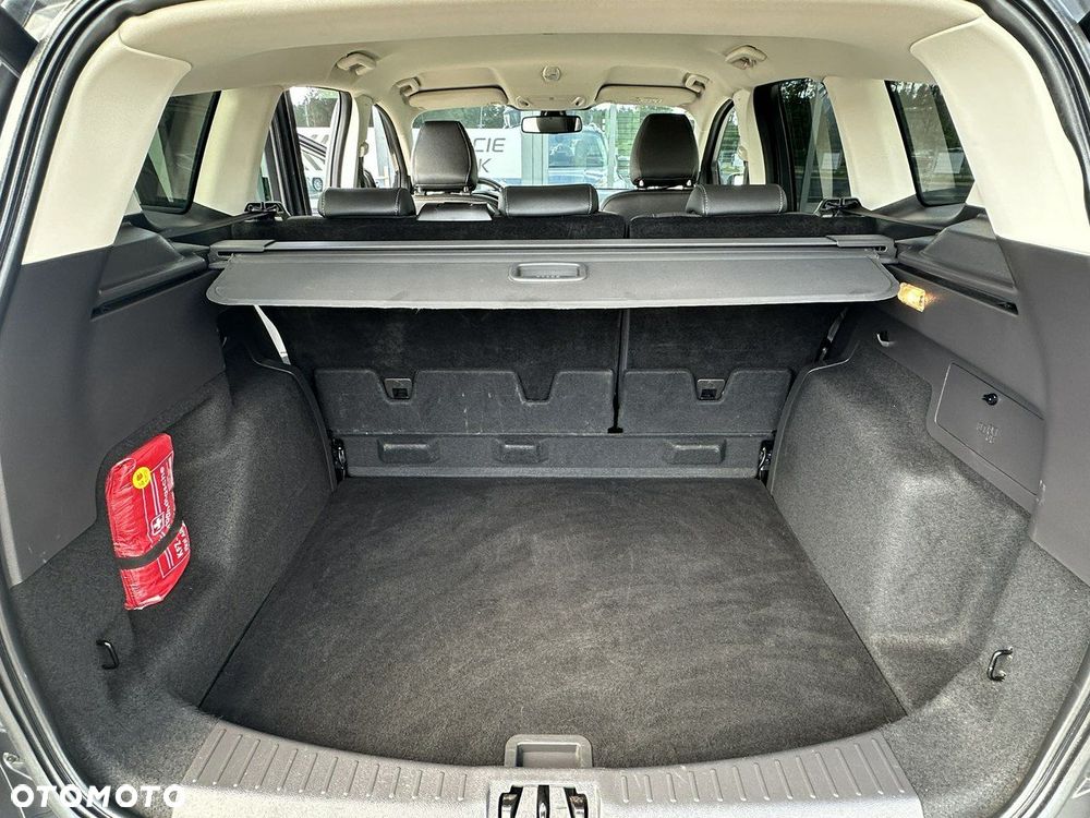 Ford Kuga 1.5 EcoBoost 2x4 Titanium - 29