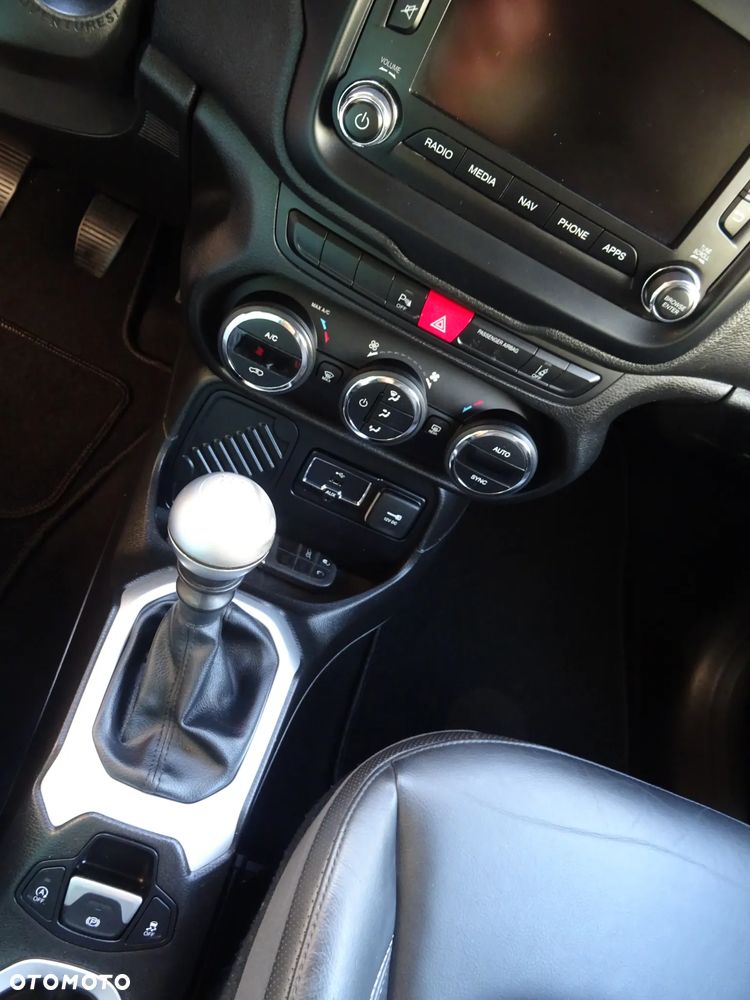 Jeep Renegade 1.6 MultiJet Limited - 13