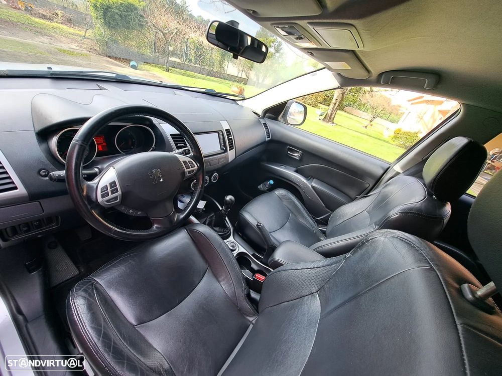 Peugeot 4007 2.2 HDi Executive - 6